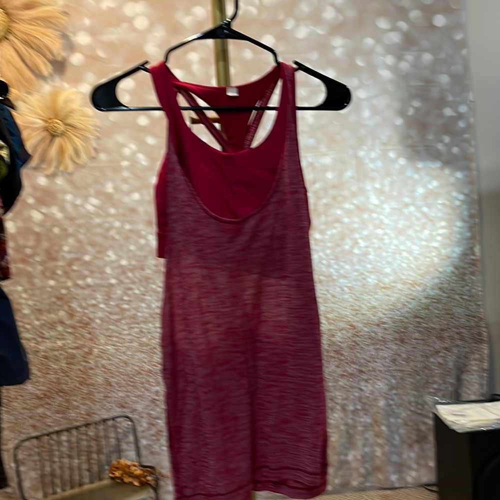 lululemon athletica Reddish Cut Out Fitted Tank Top EUC
